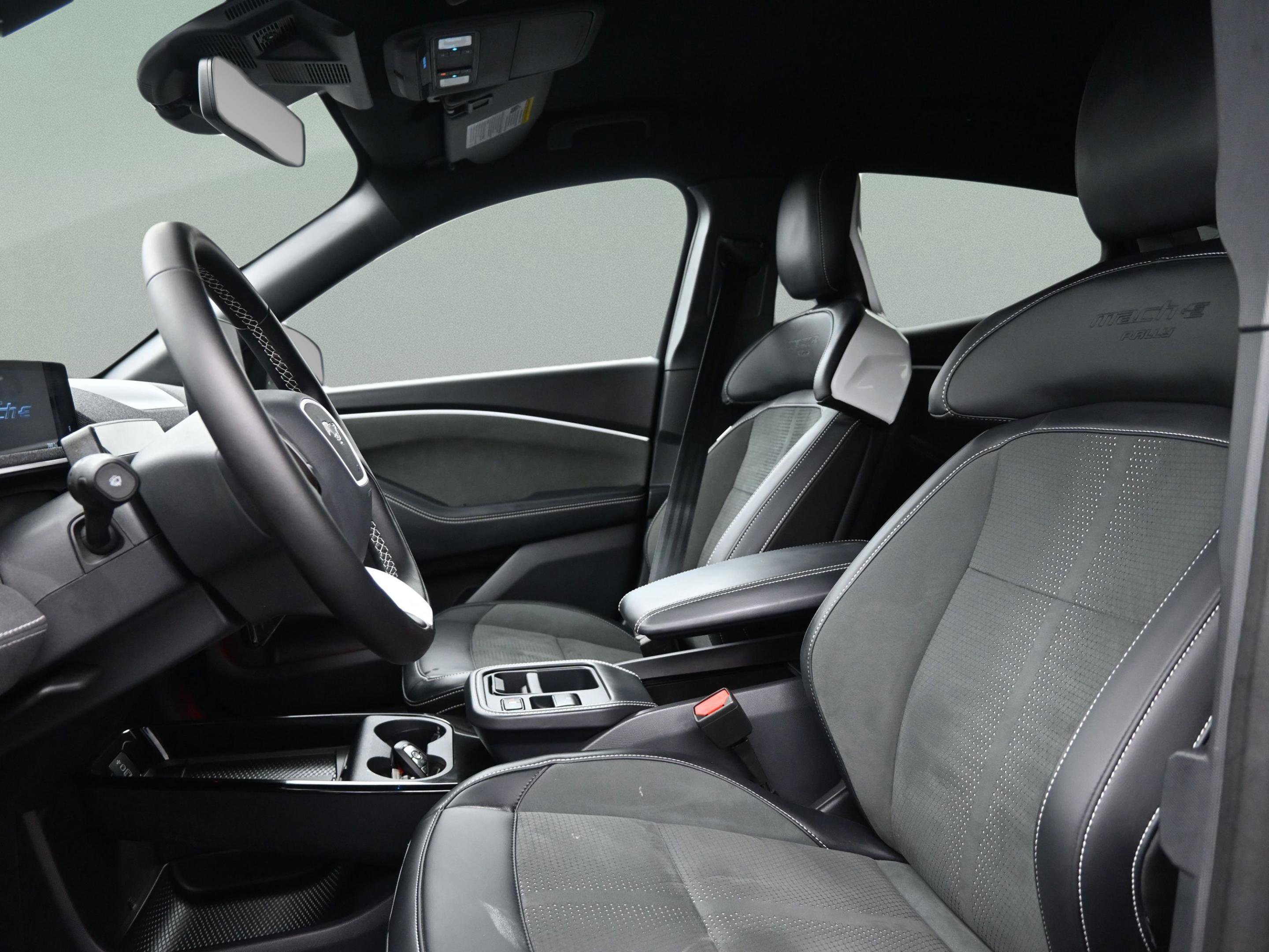 Used 2025 Ford Mustang Mach-E GT image 35