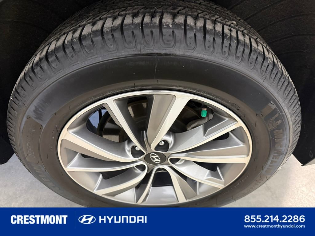 Used 2020 Hyundai Santa Fe Limited AWD/4WD image 10