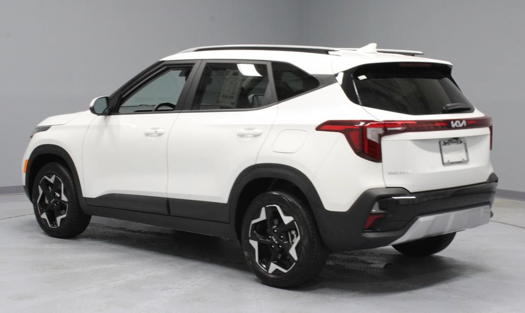 Used 2025 Kia Seltos S AWD/4WD image 8