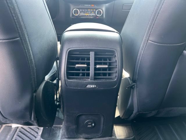 Used 2022 Ford Escape Titanium AWD/4WD image 18