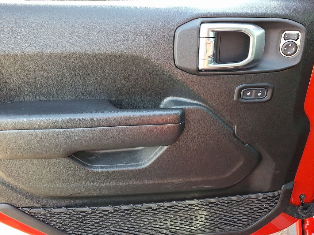 Used 2021 Jeep Wrangler Unlimited Rubicon w/ Dual Top Group image 12