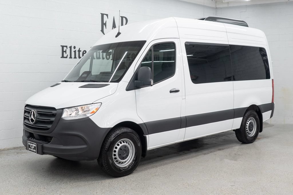 Used 2025 Mercedes-Benz Sprinter 2500 image 30
