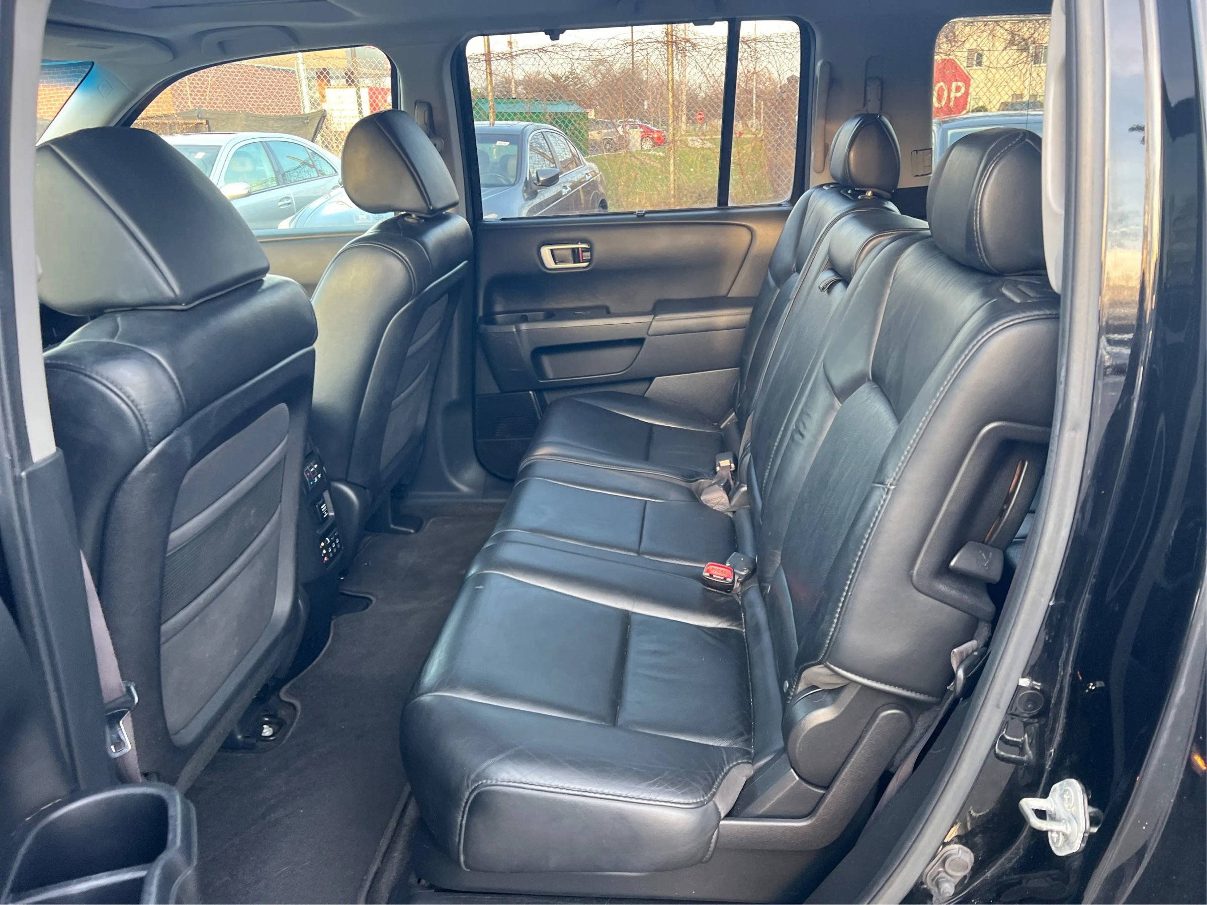 Used 2011 Honda Pilot Touring image 11