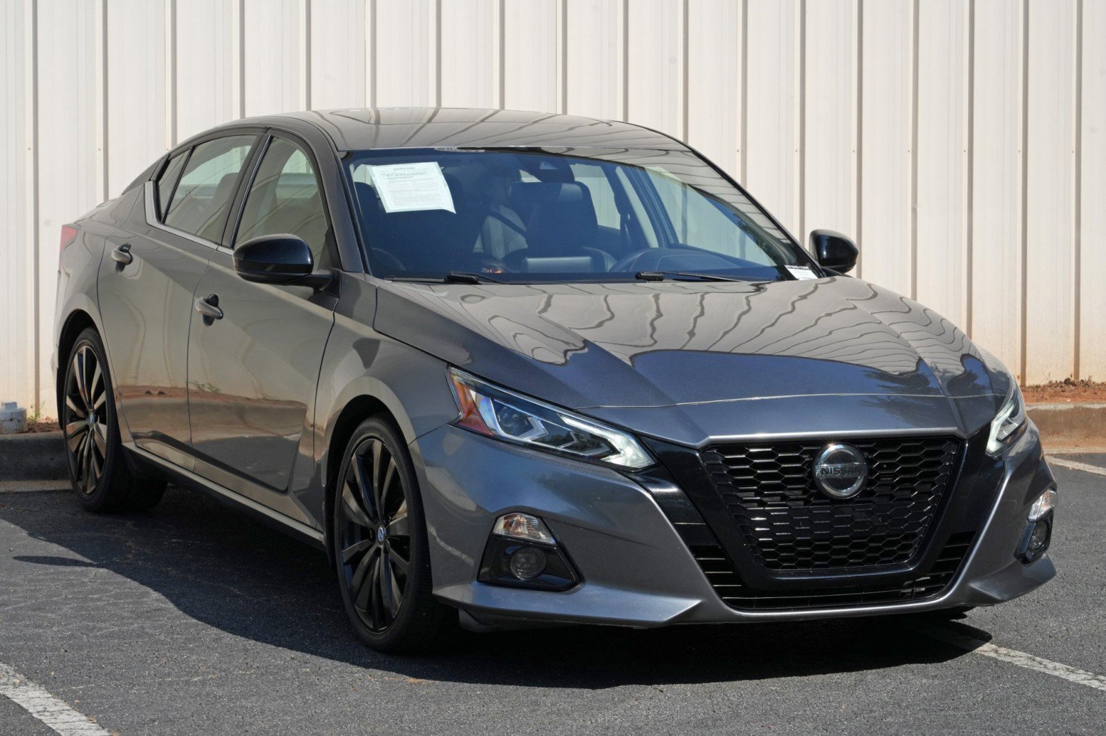 Used 2022 Nissan Altima 2.5 SR w/ Midnight Edition Package FWD image 47