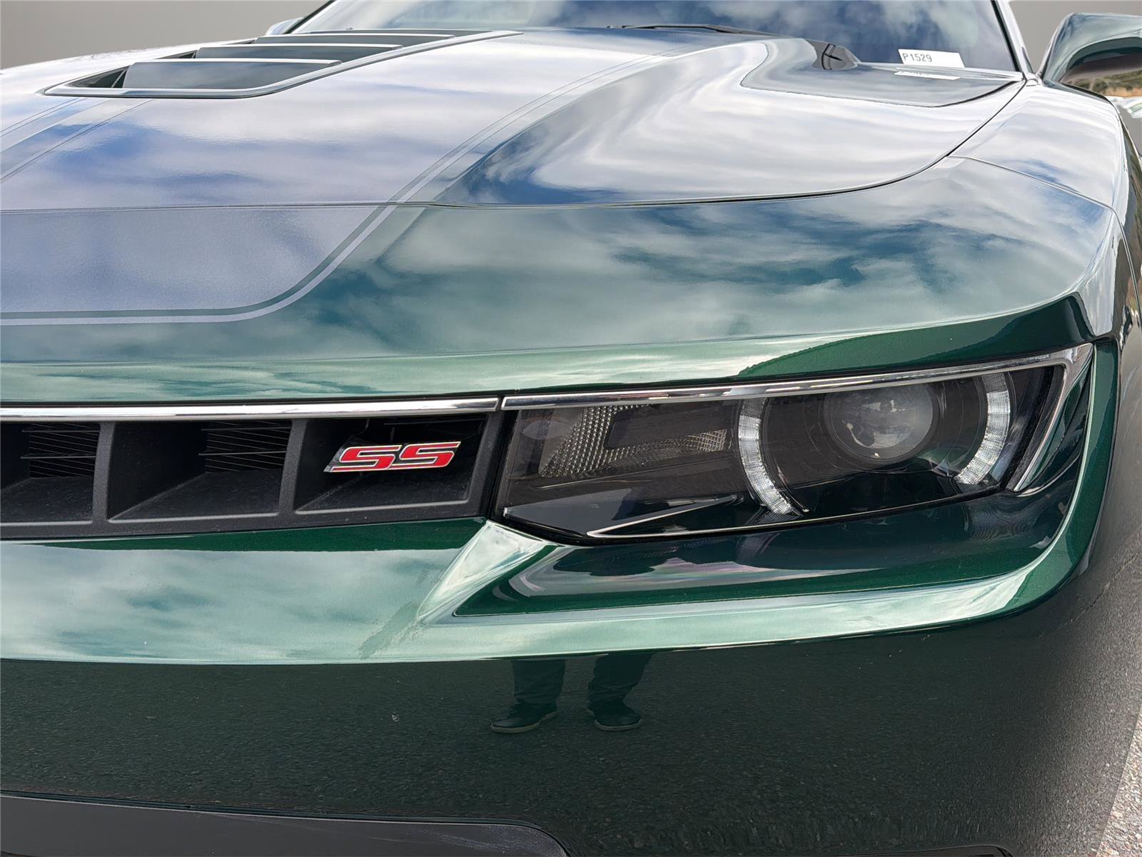 Used 2015 Chevrolet Camaro SS w/ Green Flash Special Edition RWD image 11