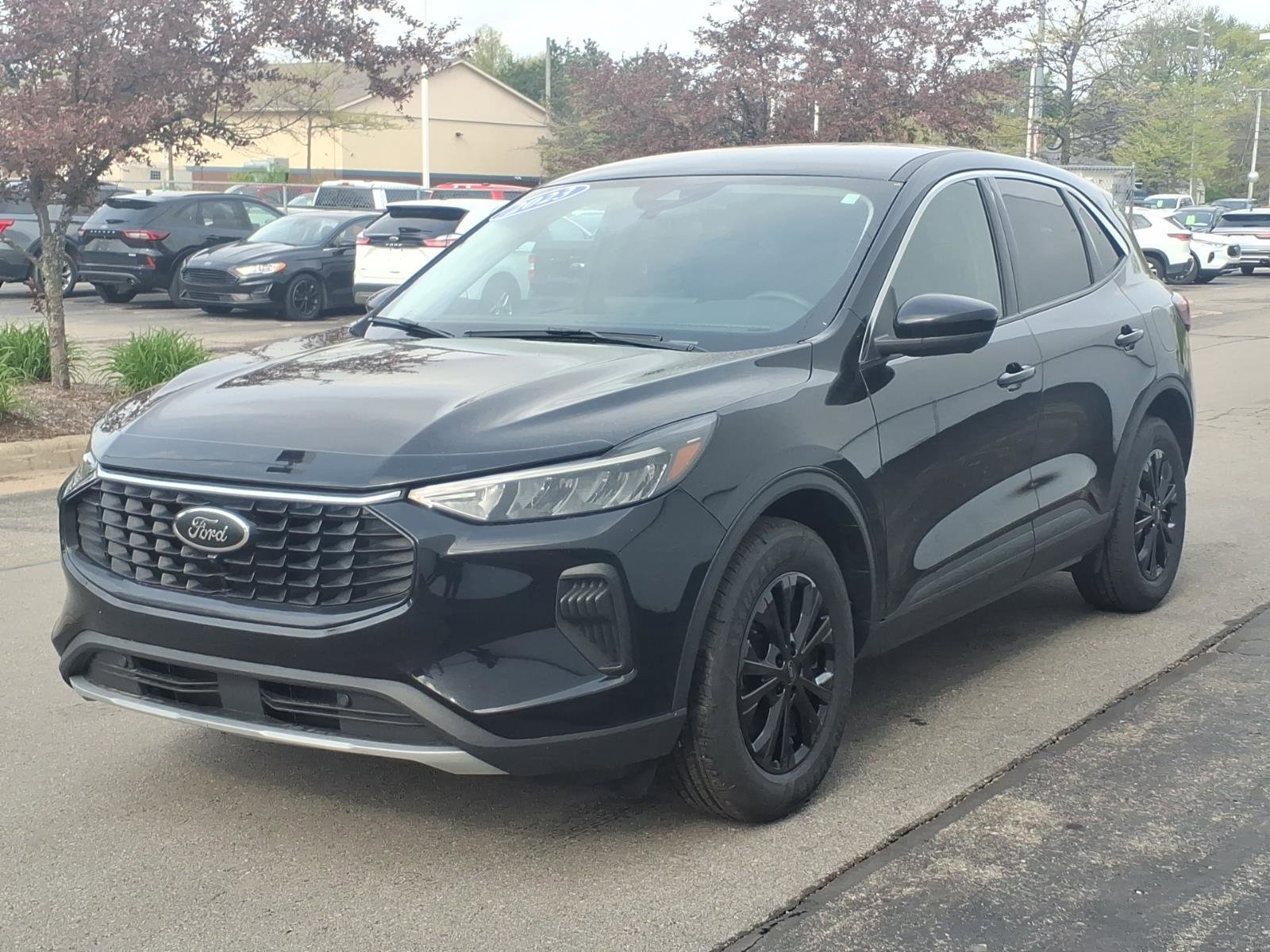 Certified 2023 Ford Escape Active w/ Tech Pack #2 AWD/4WD image 3