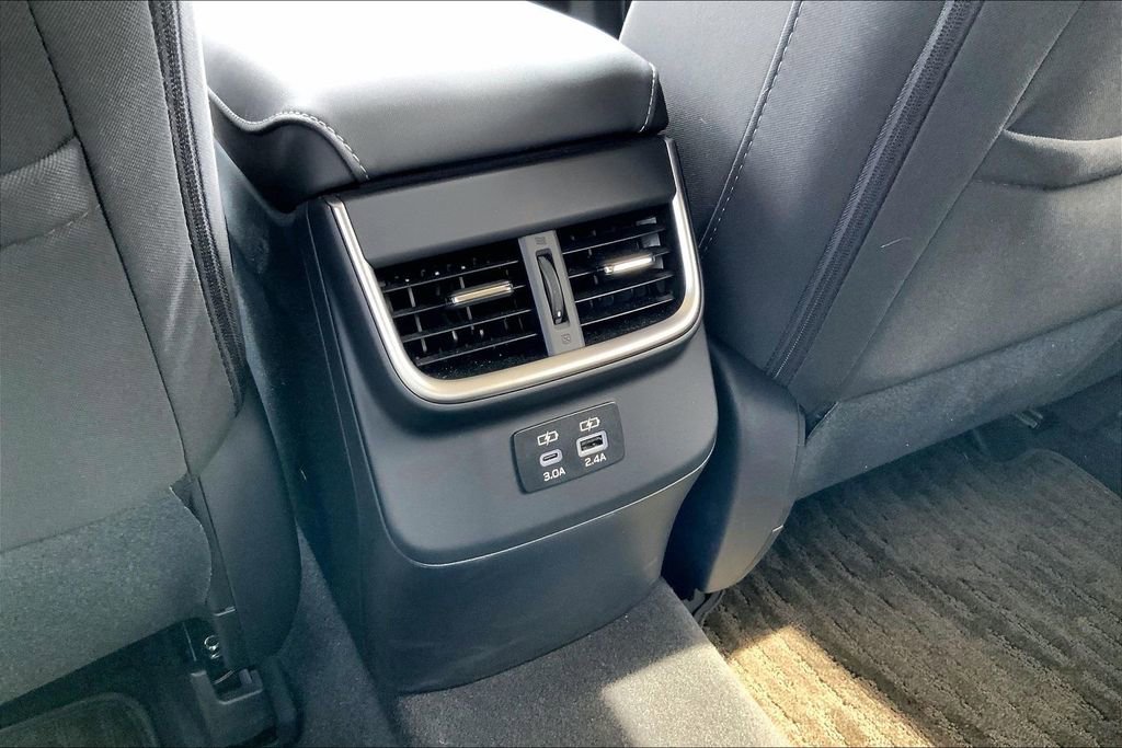 Certified 2025 Subaru Outback Premium AWD/4WD image 10