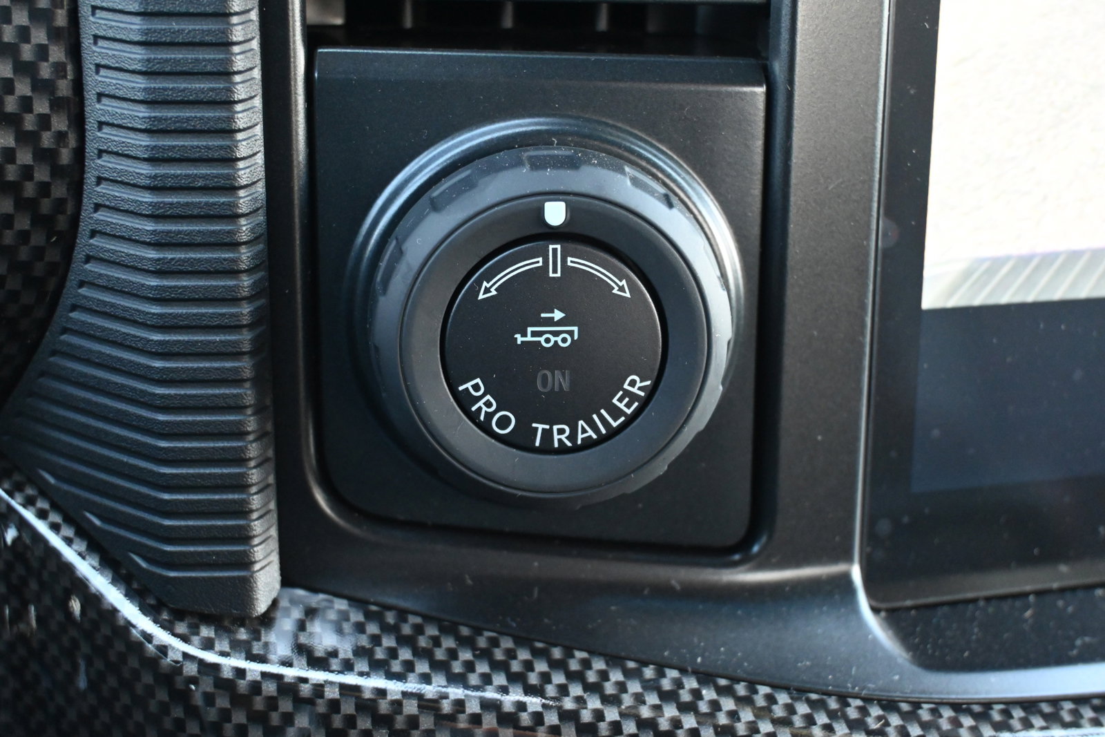 New 2025 Ford F150 Lariat w/ Equipment Group 502A High image 24