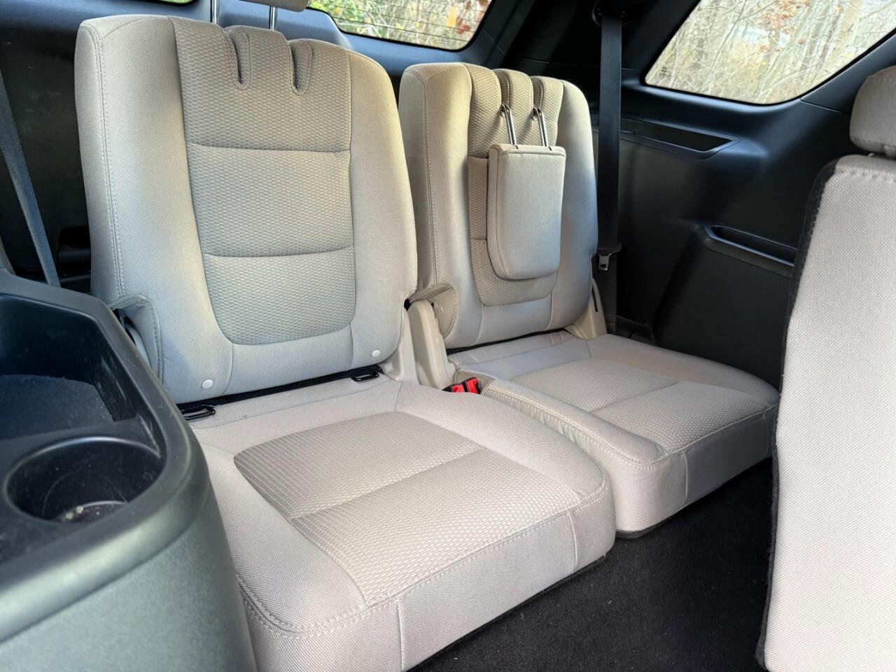 Used 2019 Ford Explorer XLT image 10