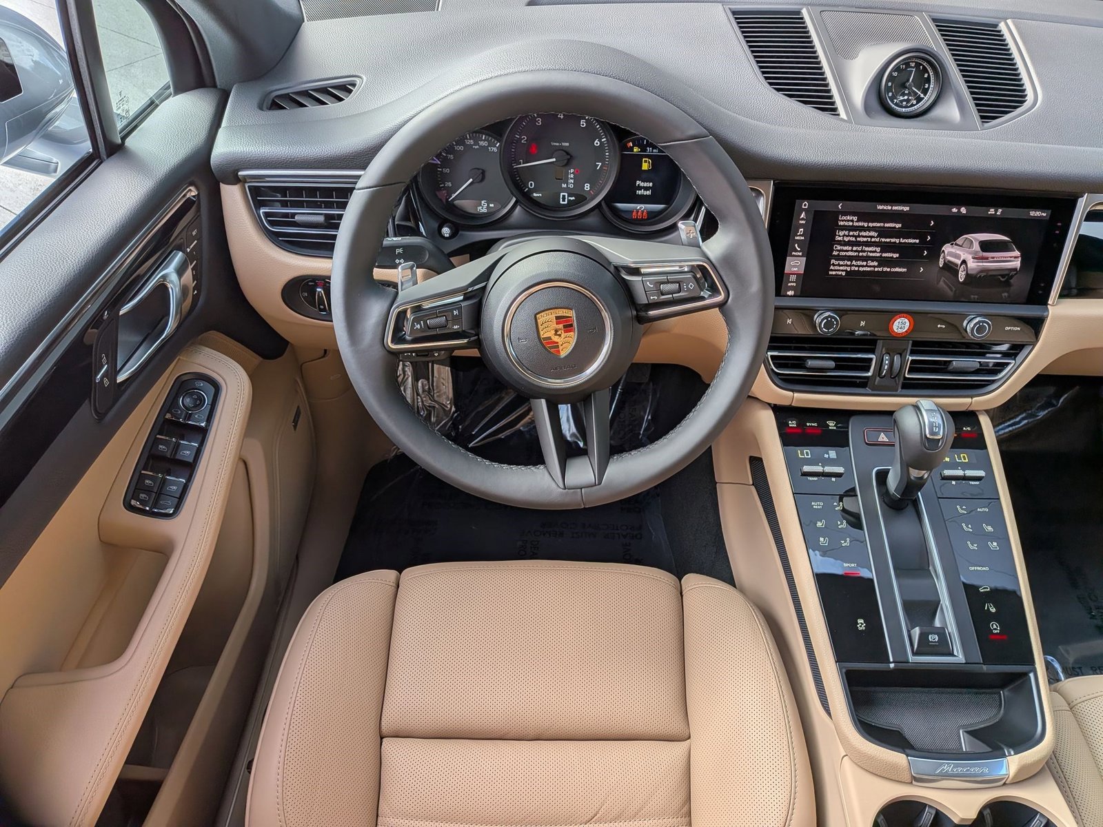 New 2026 Porsche Macan image 16