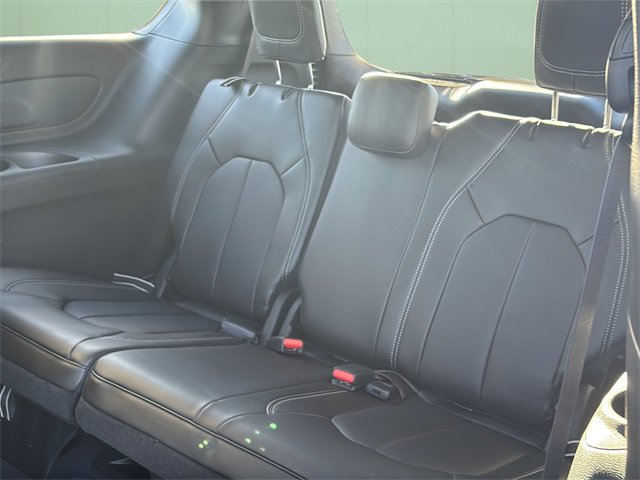 New 2026 Chrysler Pacifica Select image 21