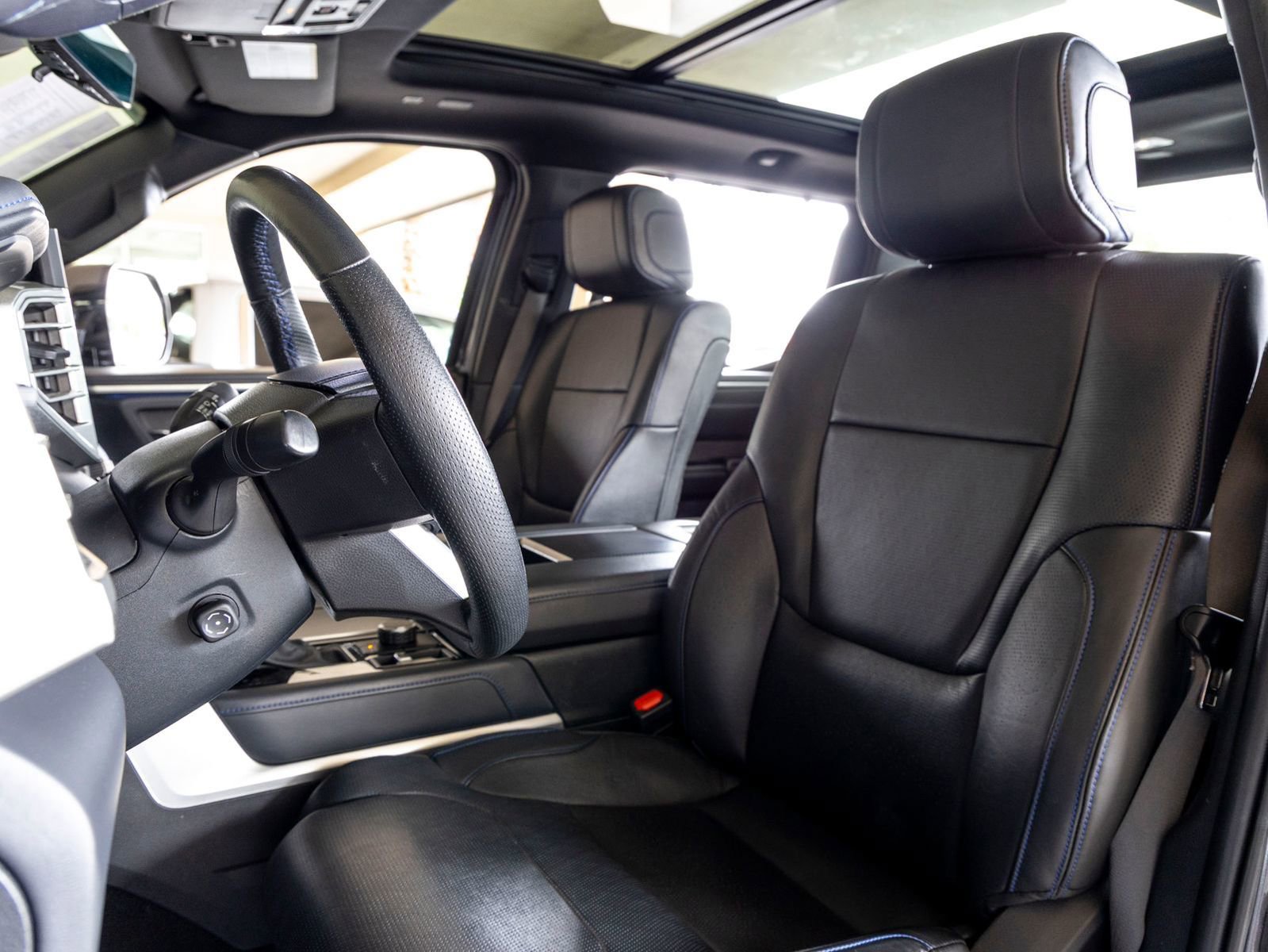 Used 2022 Toyota Tundra Platinum w/ Advanced Package image 15