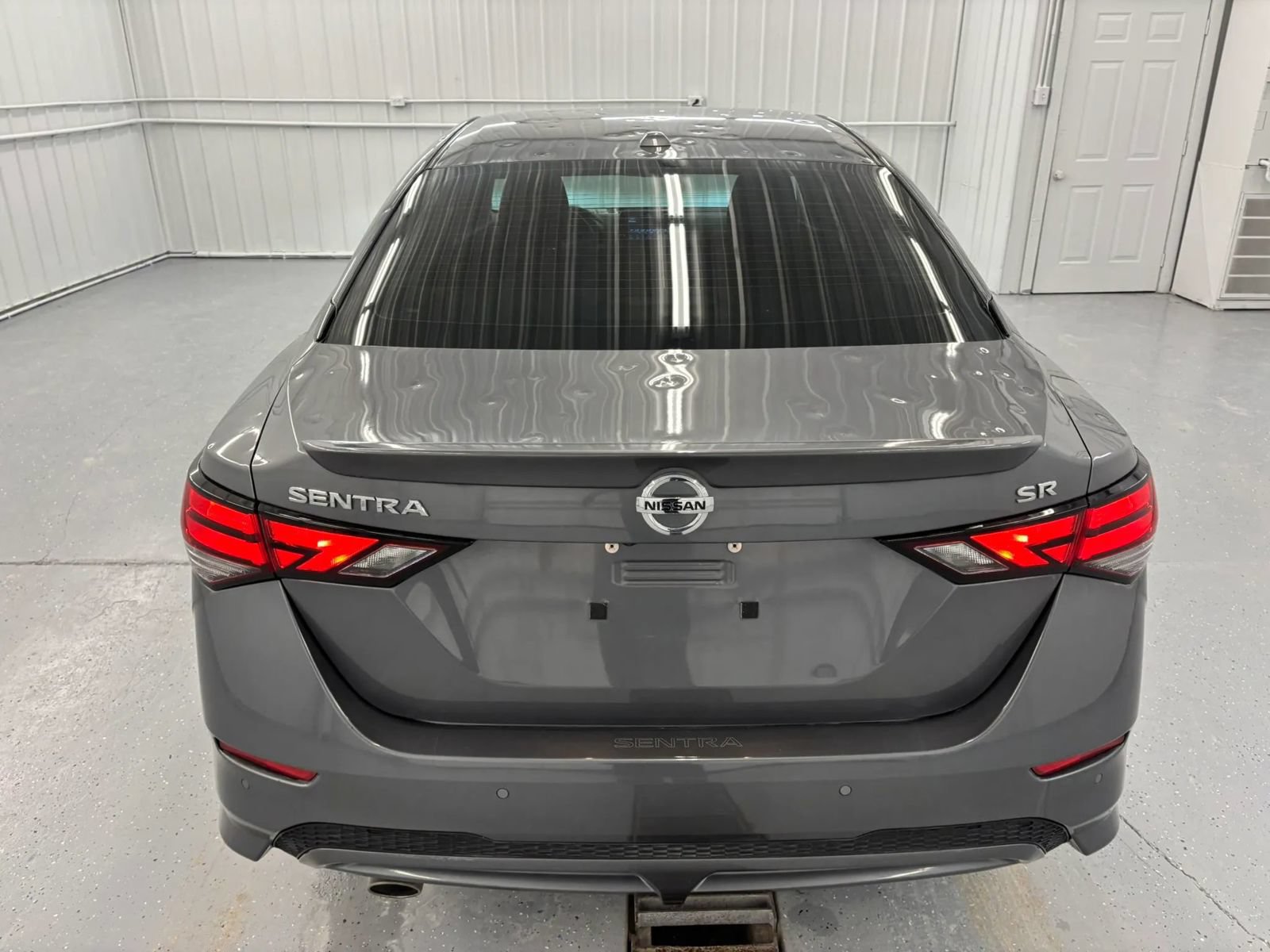 Used 2022 Nissan Sentra SR FWD image 6