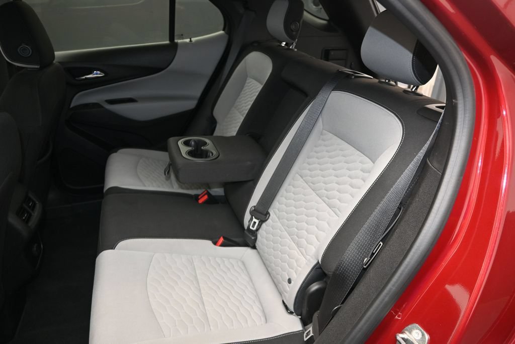 Used 2018 Chevrolet Equinox LT FWD image 18