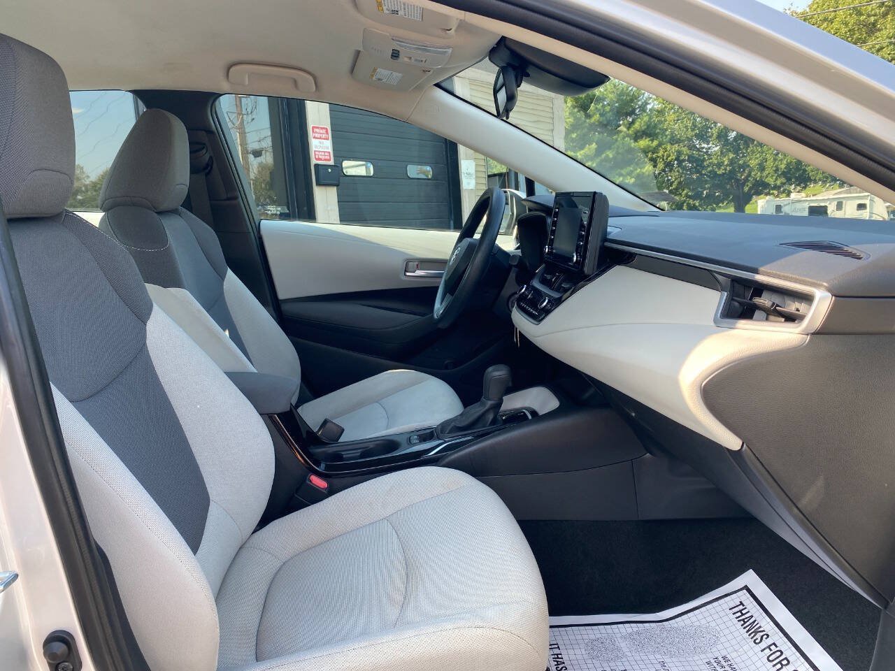 Used 2021 Toyota Corolla L w/ Carpet Mat Package (TMS) FWD image 22