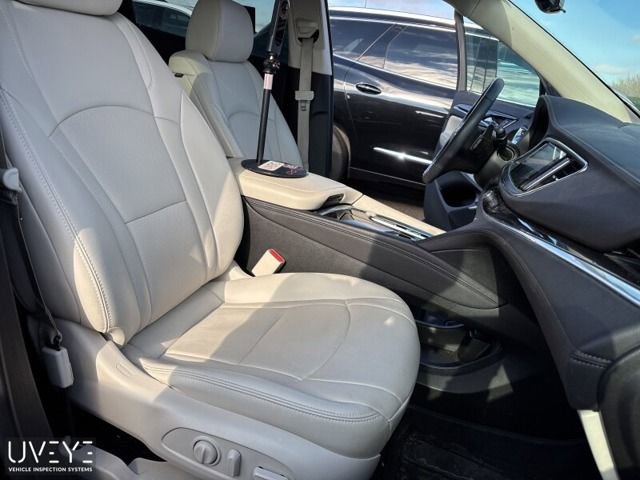 Used 2024 Buick Enclave Essence w/ Technology Package image 6