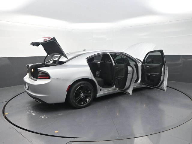 Used 2022 Dodge Charger SXT RWD image 35