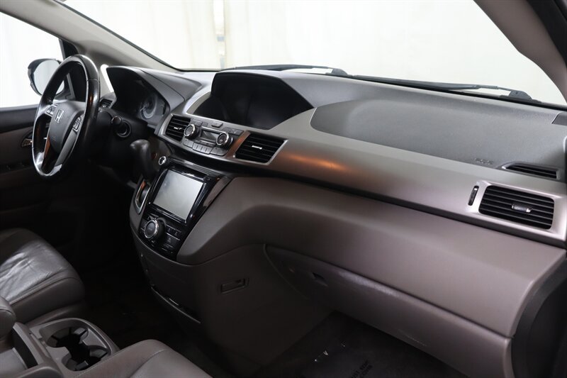 Used 2016 Honda Odyssey EX-L image 22