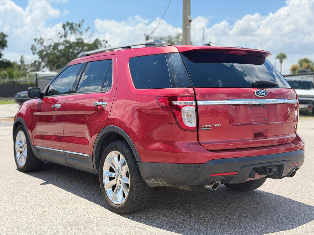 Used 2011 Ford Explorer Limited w/ 301A Rapid Spec Order Code FWD image 4