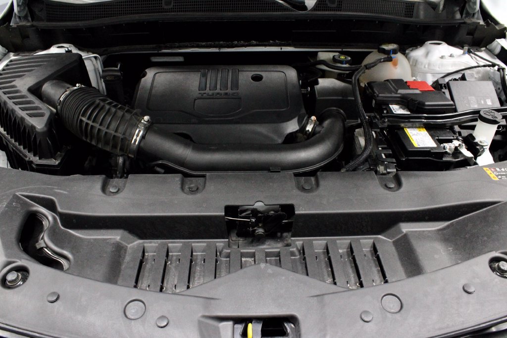 Used 2025 Chevrolet Blazer LT FWD image 16