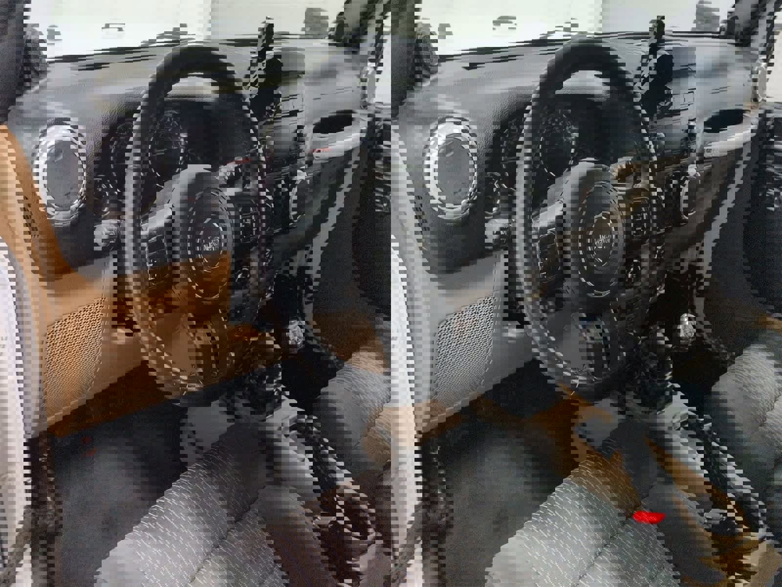 Used 2012 Jeep Wrangler Sahara w/ Dual Top Group image 10