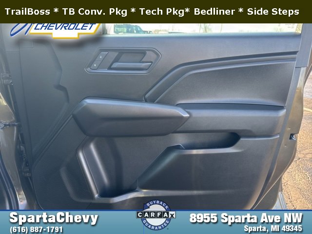 Used 2025 Chevrolet Colorado Trail Boss image 18