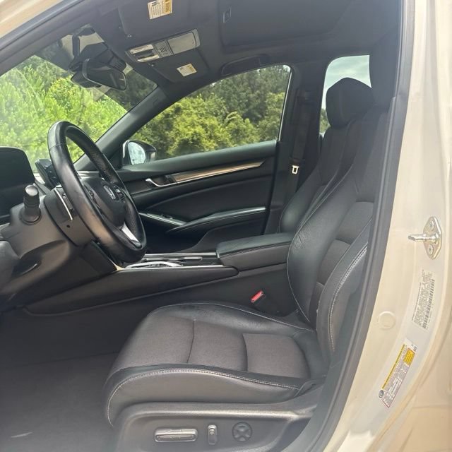 Used 2018 Honda Accord Sport image 24