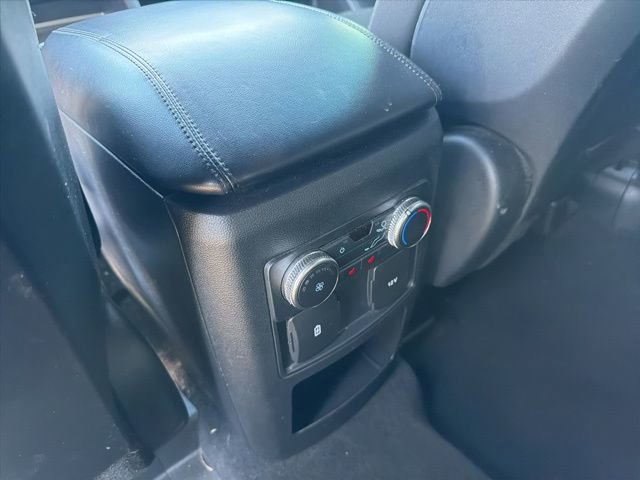 Used 2020 Ford Explorer XLT w/ Comfort Package image 14