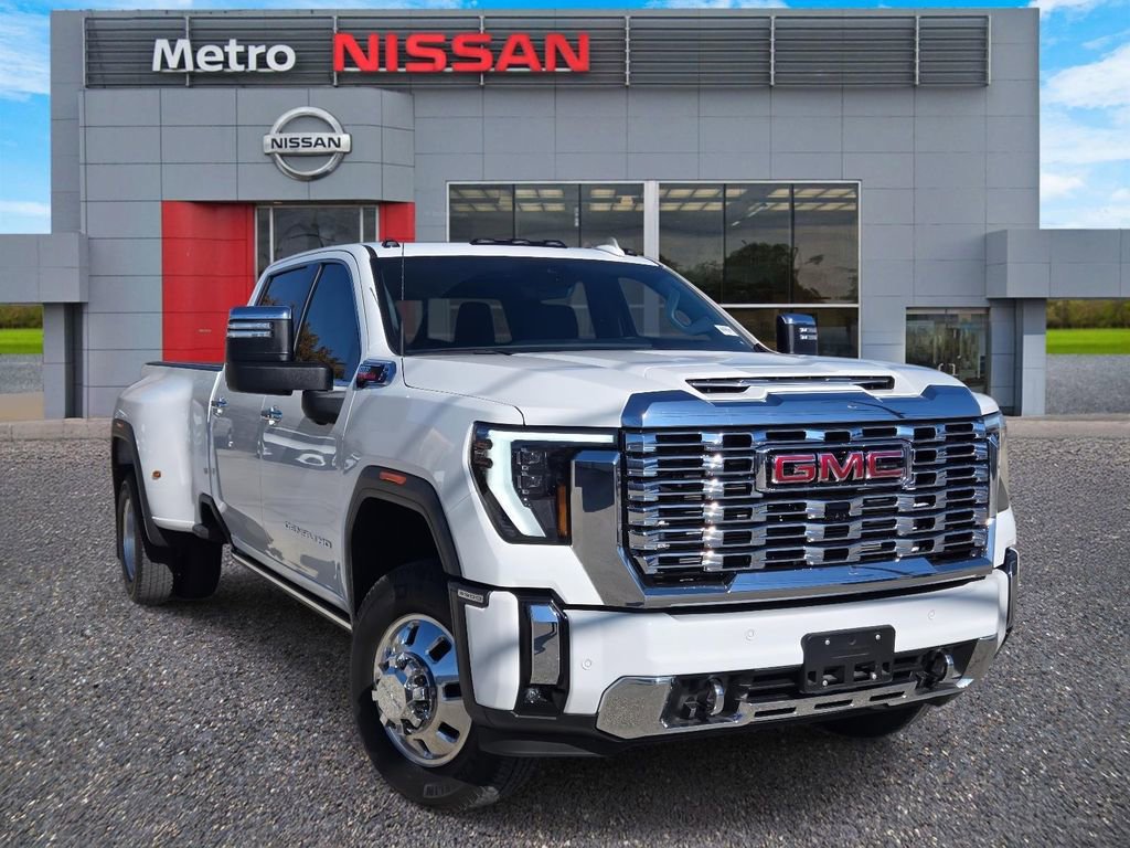 Used 2024 GMC Sierra 3500 Denali w/ Denali Reserve Package
