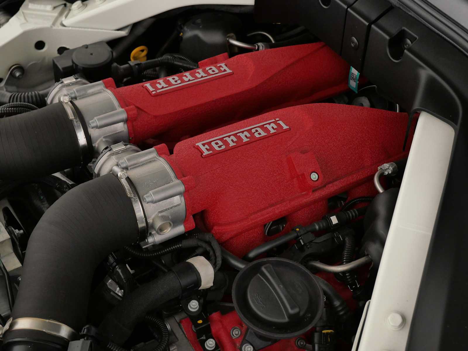 Certified 2022 Ferrari Portofino M RWD image 32