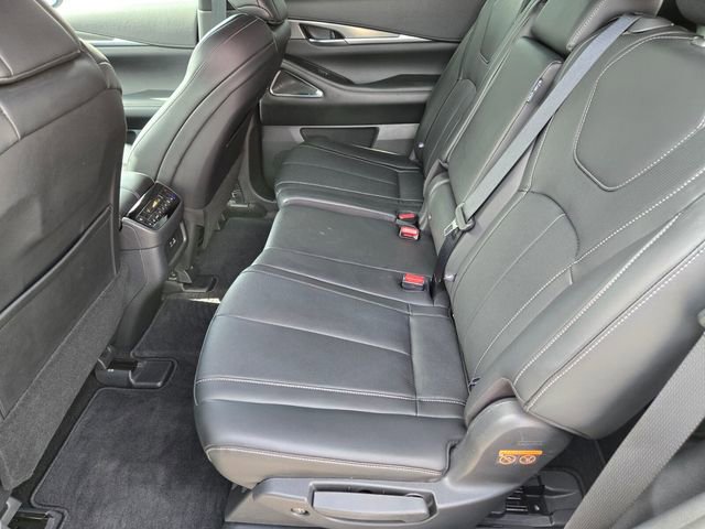 Certified 2025 INFINITI QX60 Luxe w/ Black Edition AWD/4WD image 12