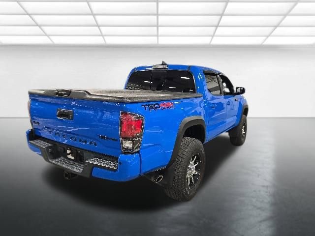 Used 2019 Toyota Tacoma TRD Pro AWD/4WD image 4