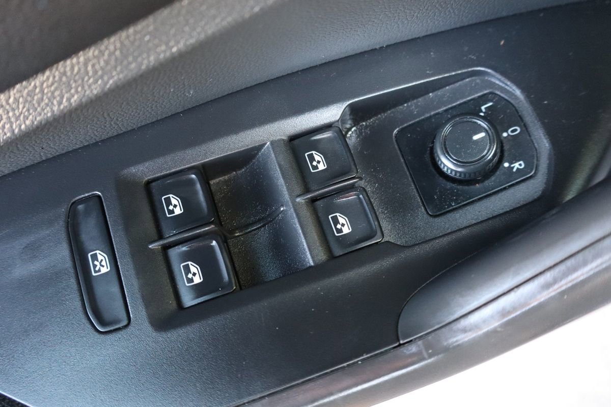 Used 2019 Volkswagen Jetta S FWD image 27