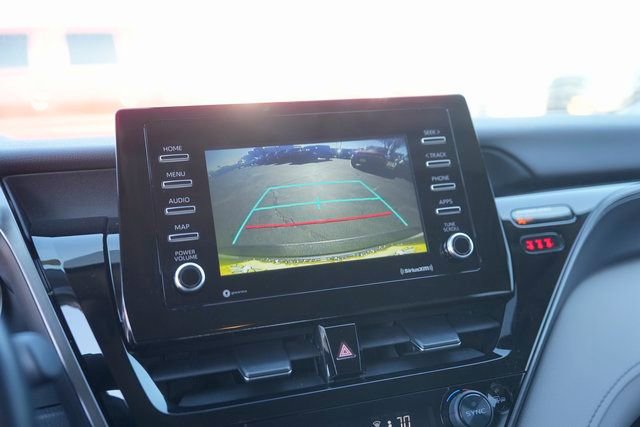 Used 2022 Toyota Camry SE image 26