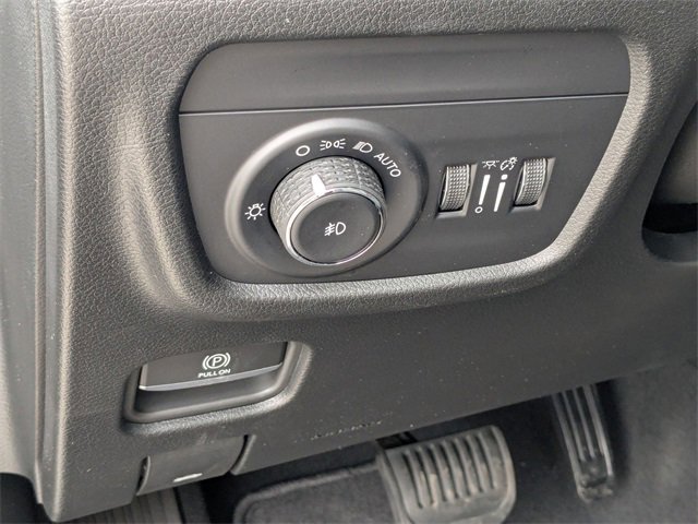 New 2025 Jeep Grand Cherokee Limited w/ Luxury Tech Group II image 18