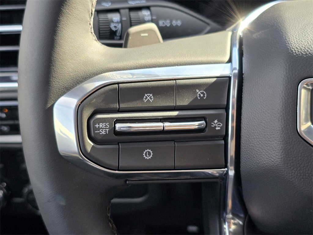 New 2026 GMC Yukon XL Denali image 18