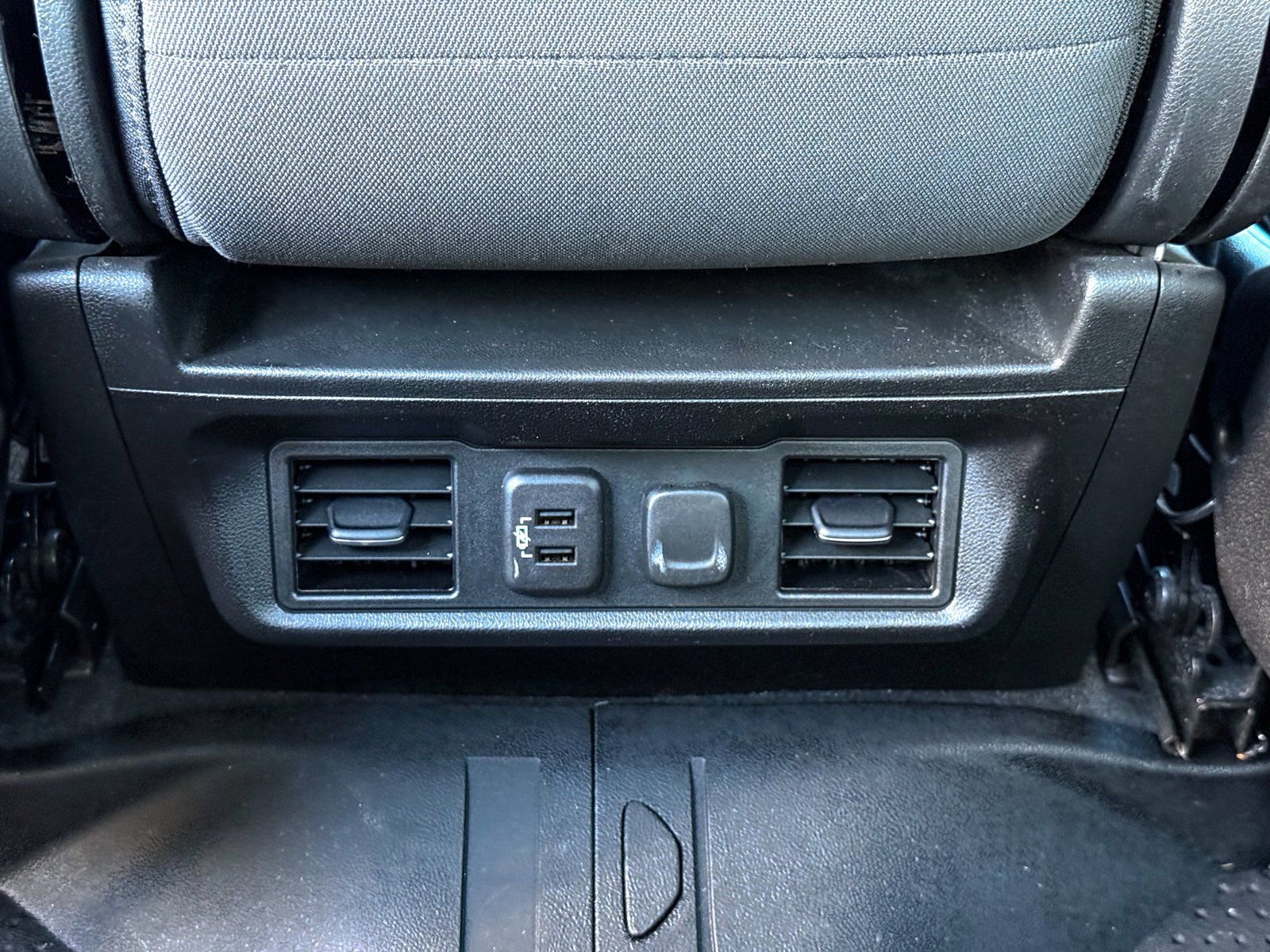 Used 2021 Chevrolet Silverado 1500 LT w/ Bed Protection Package image 20