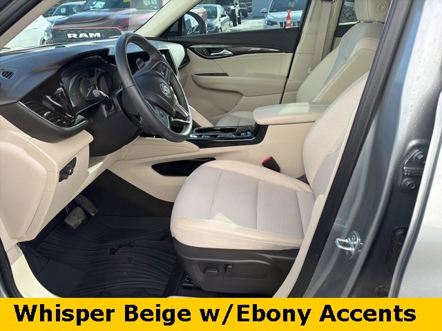 Used 2023 Buick Envision Preferred image 3