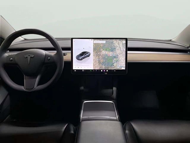 Used 2023 Tesla Model 3 Standard Range image 11