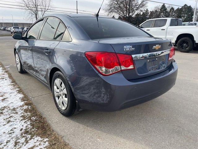Used 2014 Chevrolet Cruze LS image 2