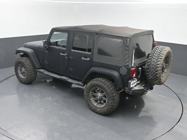 Used 2012 Jeep Wrangler Unlimited Sahara AWD/4WD image 36