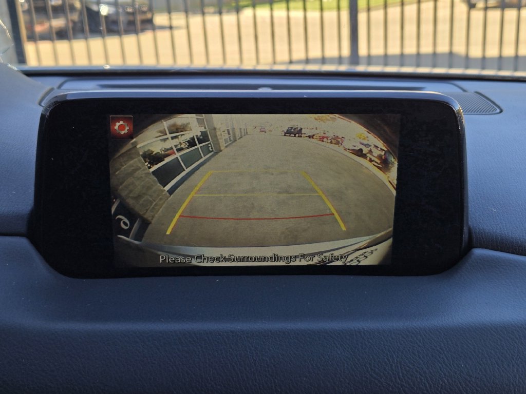 Used 2017 MAZDA CX-5 Touring w/ Preferred Equipment Package FWD image 14