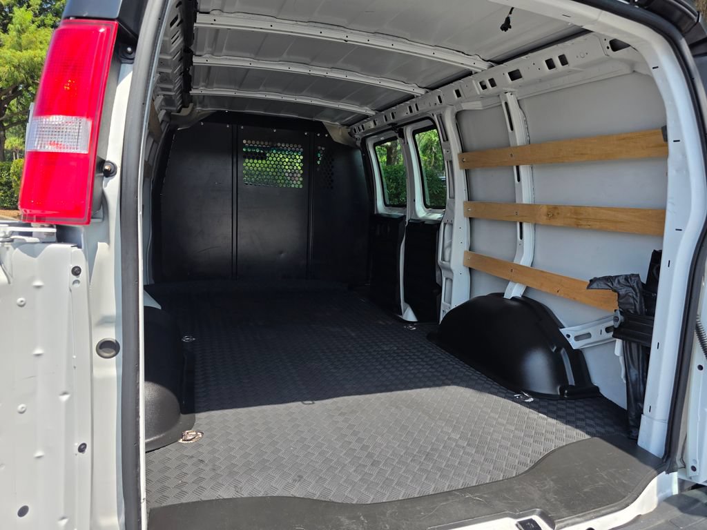 Certified 2025 Chevrolet Express 2500 w/ Driver Convenience Package RWD image 26
