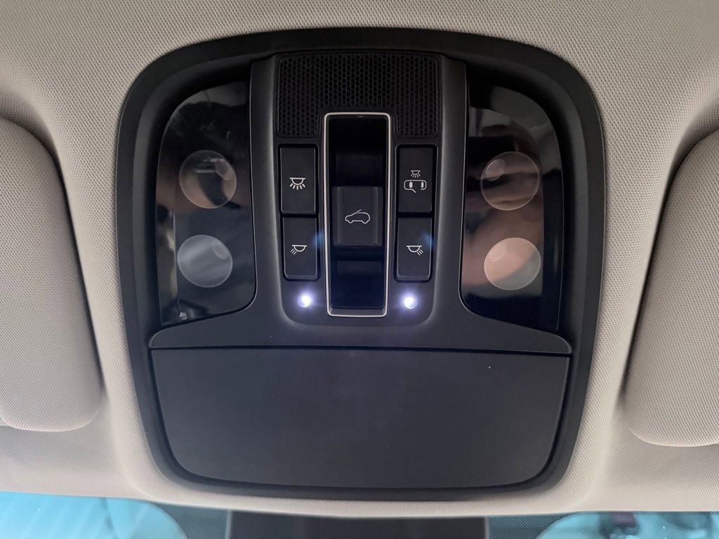 Used 2019 Kia Sorento SX FWD image 19