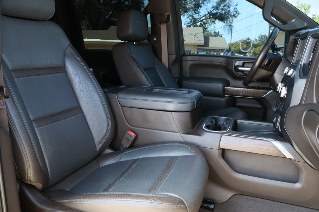 Used 2020 GMC Sierra 3500 Denali w/ Denali Ultimate Package AWD/4WD image 33
