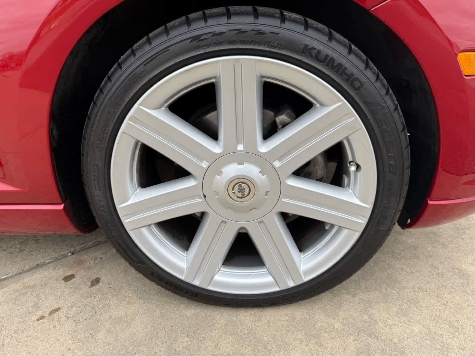 Used 2005 Chrysler Crossfire Limited RWD image 13