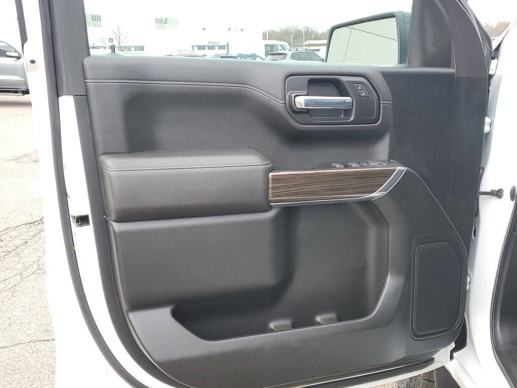 Certified 2022 Chevrolet Silverado 1500 LT Trail Boss w/ Safety Package AWD/4WD image 25