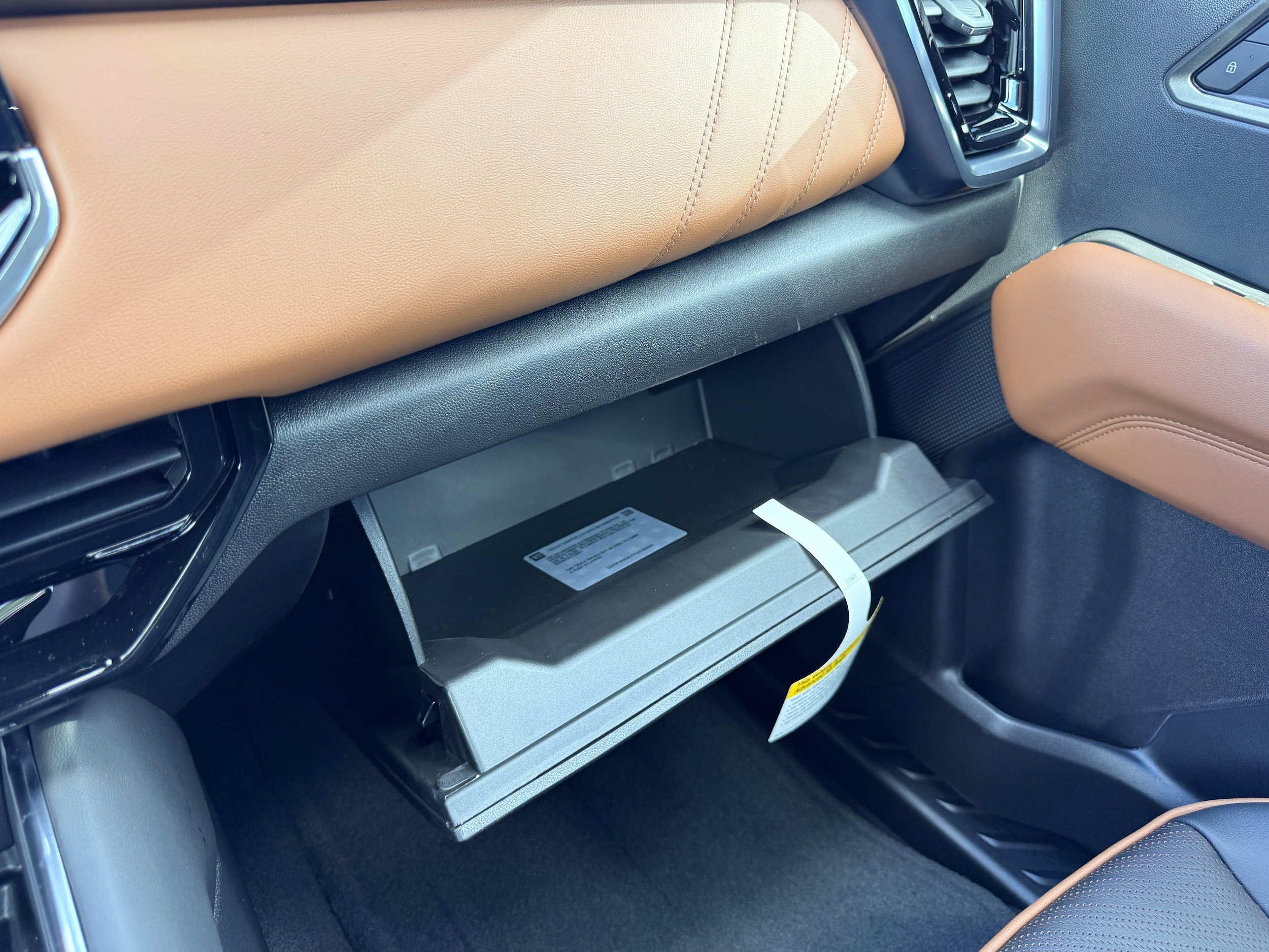 New 2026 GMC Canyon AT4 w/ Technology Plus Package AWD/4WD image 21