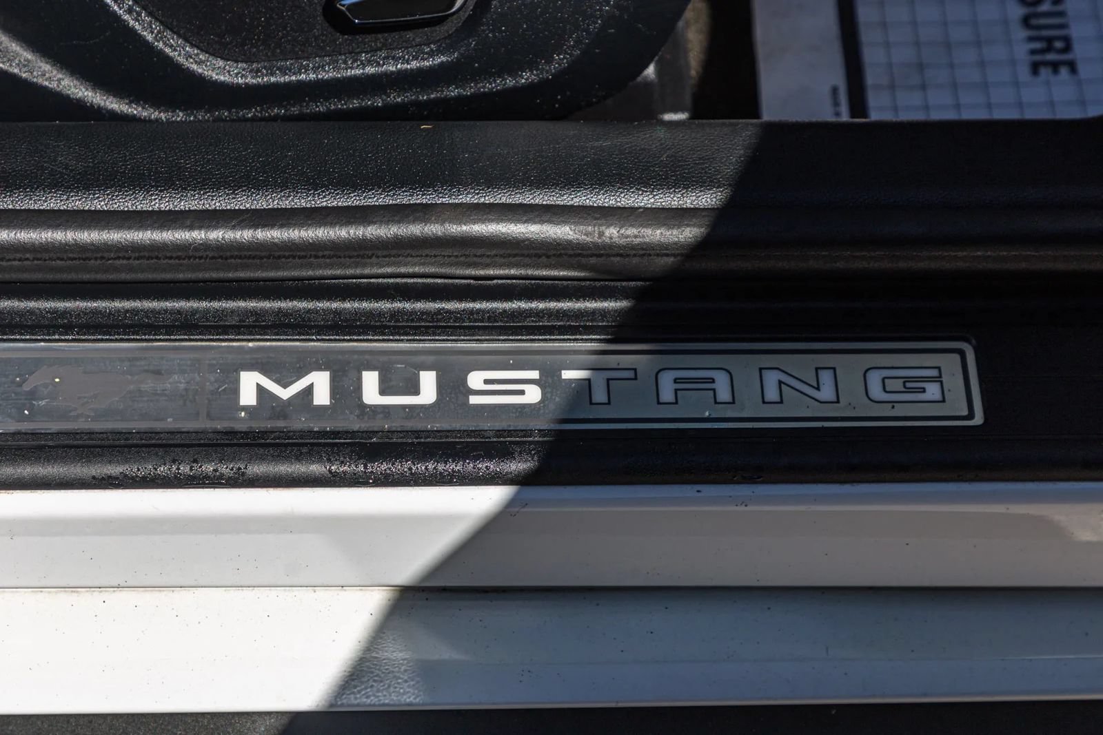 Used 2018 Ford Mustang Premium RWD image 41