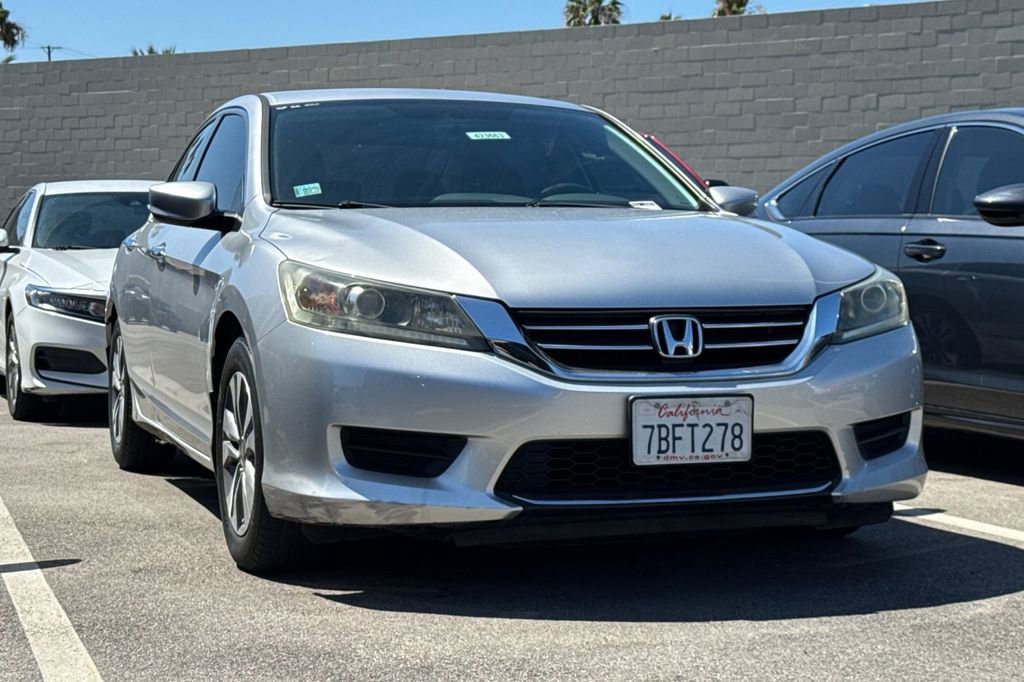 Used 2013 Honda Accord LX image 2